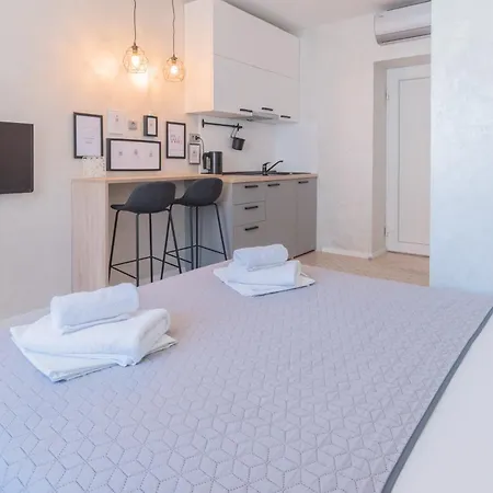 L&b Old Town 게스트하우스