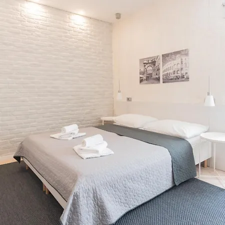 L&b Old Town Pensionat 3*