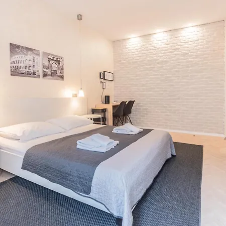 L&b Old Town 3* Pula