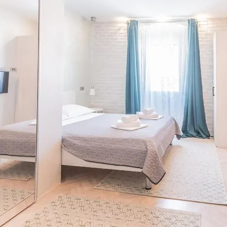 Pensionat L&b Old Town 3*