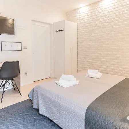 Pensionat L&b Old Town Pula