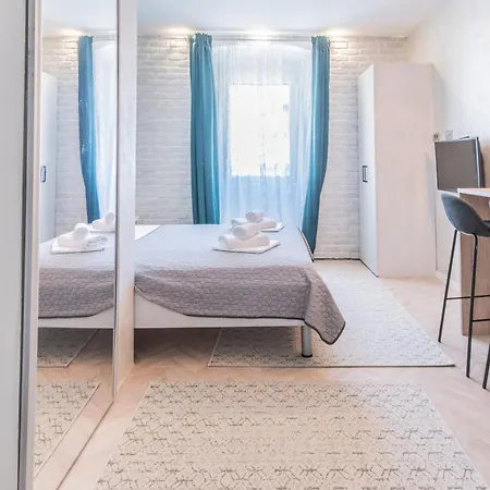 L&b Old Town Pensionat 3*