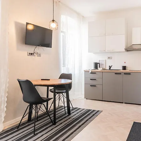 L&b Old Town Pensionat