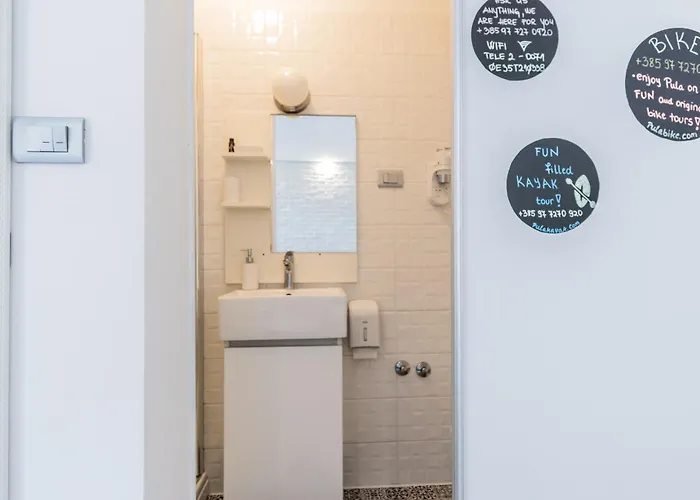 L&b Old Town Gæstehus 3*