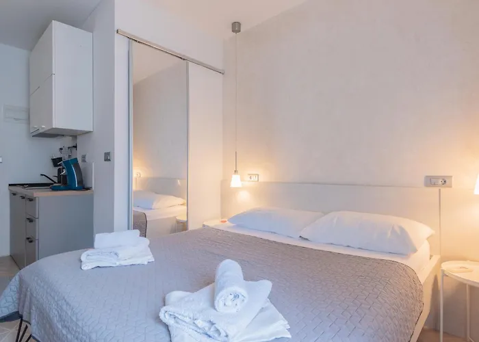 L&b Old Town Gæstehus 3*